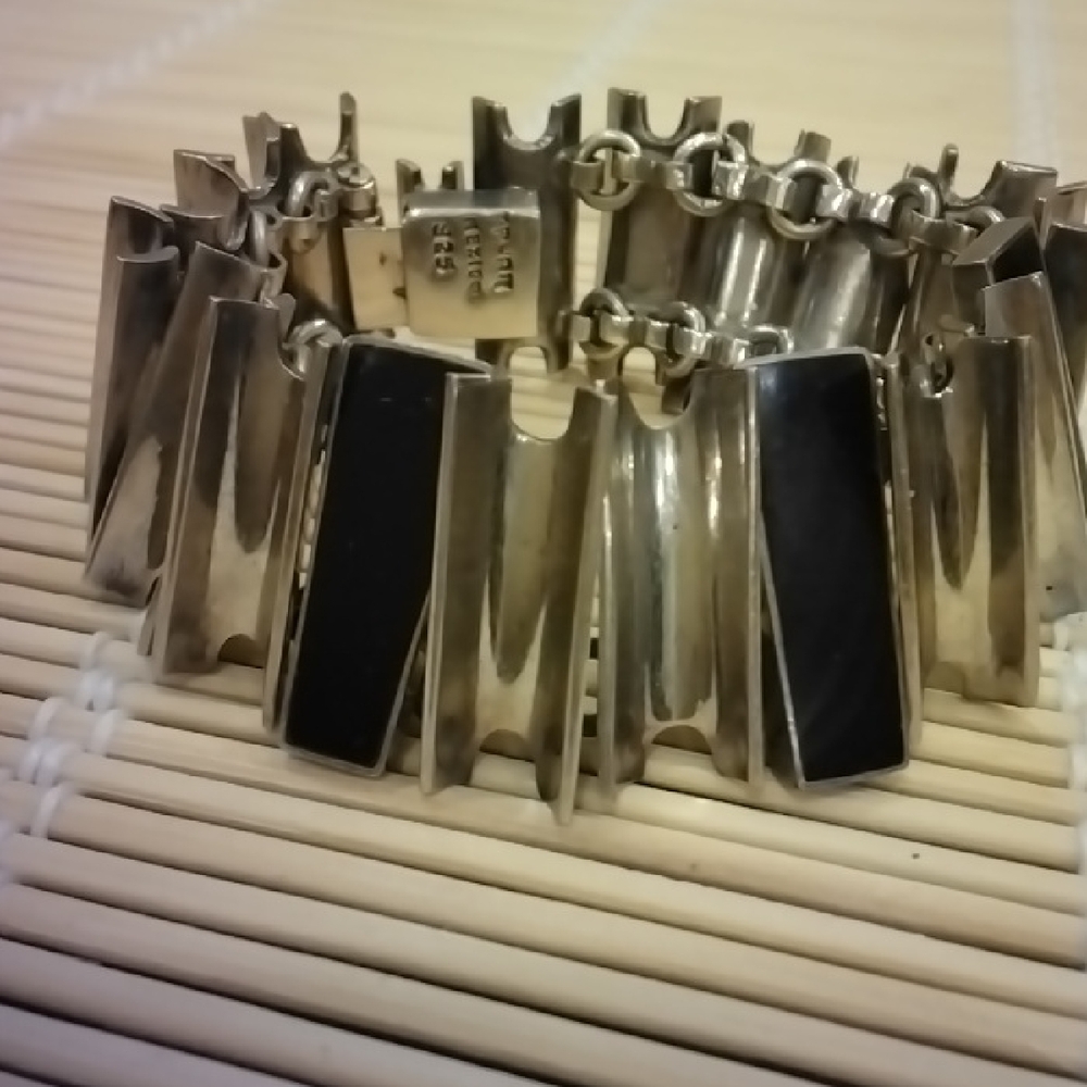 Vintage Heavy Taxco Modernist Sterling Silver and Onyx Bracelet
